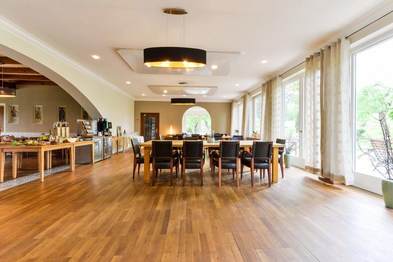 Seinz Wisdom Resort - Bio-Hotel Vegan-Vegetarisch باد كوهلغرب المظهر الخارجي الصورة