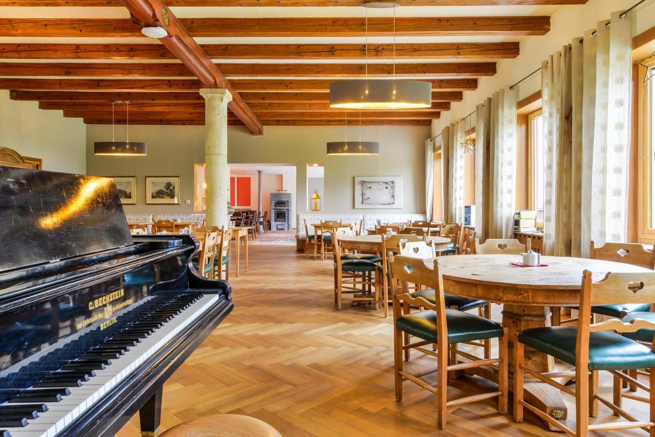 Seinz Wisdom Resort - Bio-Hotel Vegan-Vegetarisch باد كوهلغرب المظهر الخارجي الصورة