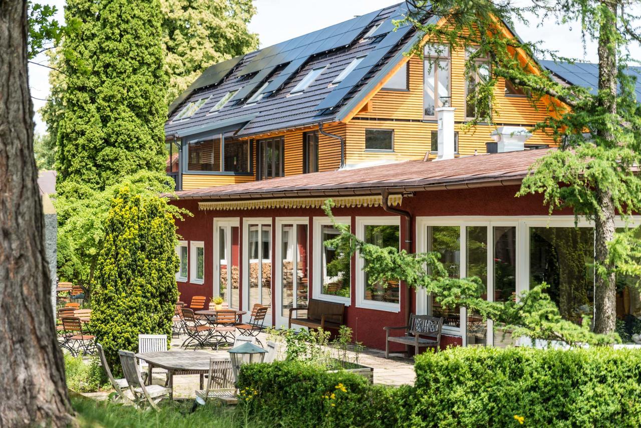 Seinz Wisdom Resort - Bio-Hotel Vegan-Vegetarisch باد كوهلغرب المظهر الخارجي الصورة