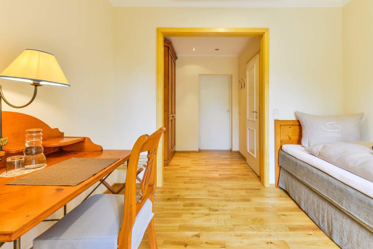 Seinz Wisdom Resort - Bio-Hotel Vegan-Vegetarisch باد كوهلغرب المظهر الخارجي الصورة